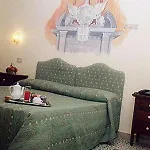 Gallery House
