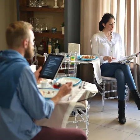 Gallery House 3* 巴勒莫