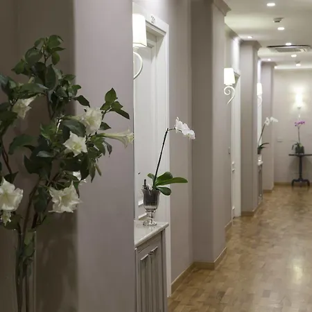 Gallery House