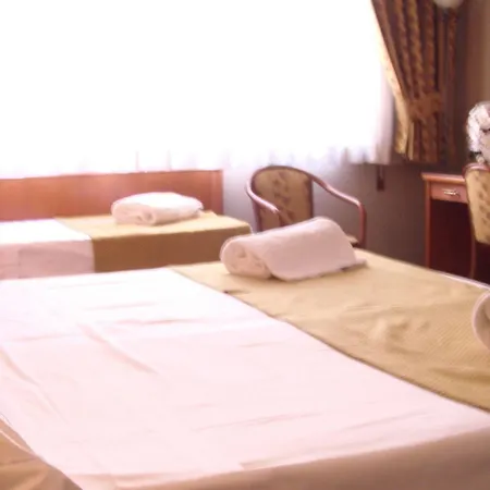 Gallery House Ξενοδοχείο 3*